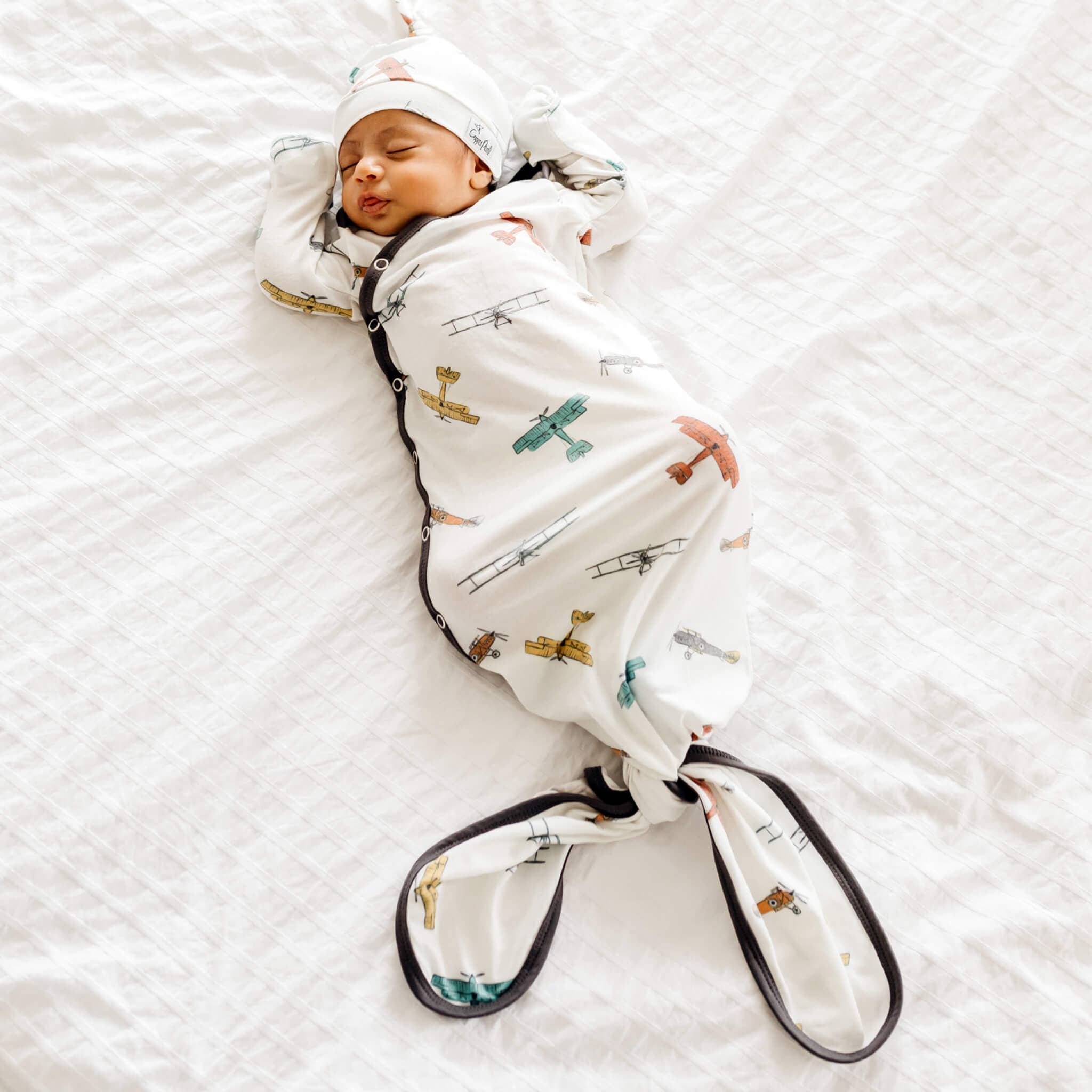 Newborn Knotted Gown - Ace