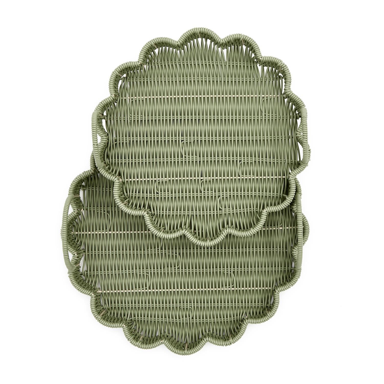 Round Scalloped Tray Large