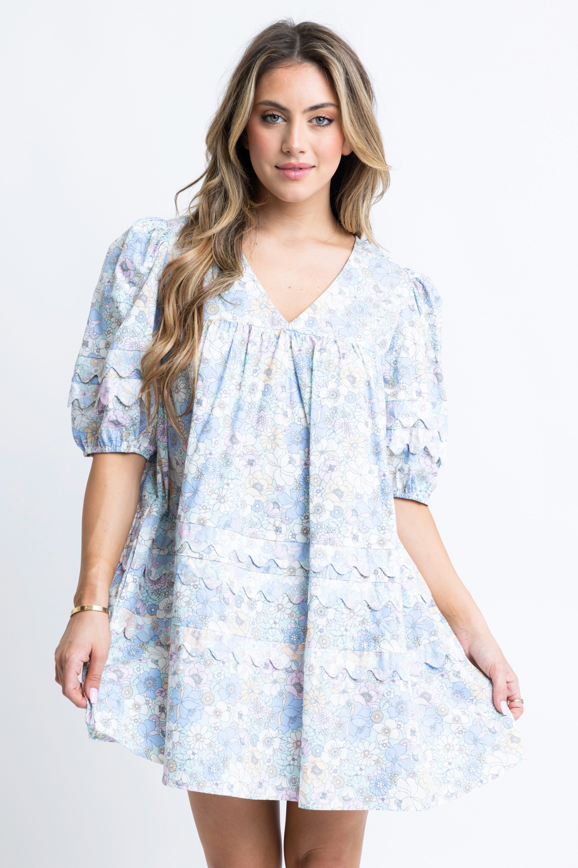 London Floral V-neck