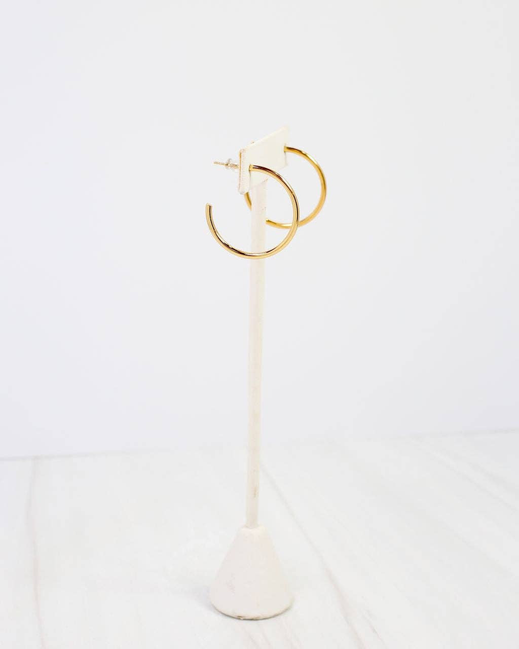 Mayor Thin Hoop Earring Gold